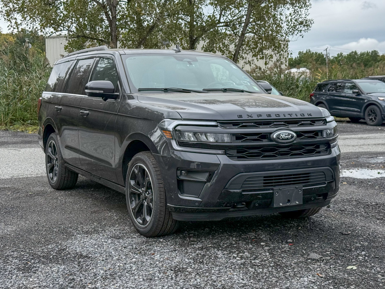Certified 2024 Ford Expedition Limited AWD/4WD image 1