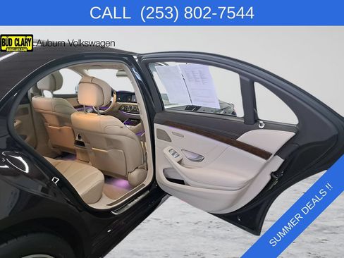 Used 2014 Mercedes-Benz S 550 Sedan image 19