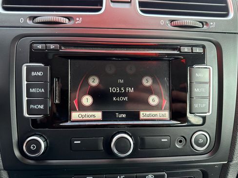 Used 2013 Volkswagen Golf TDI image 17