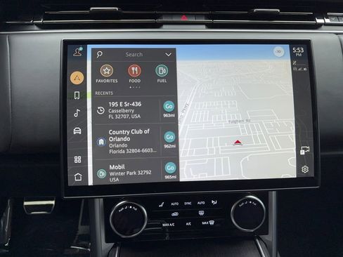 Used 2023 Land Rover Range Rover Long Wheelbase SE image 30