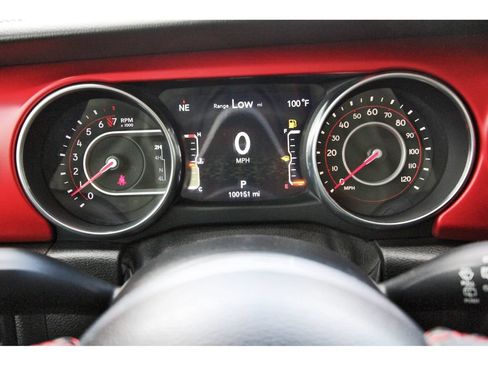 Used 2019 Jeep Wrangler Unlimited Rubicon AWD/4WD image 16