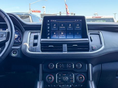 Used 2022 Chevrolet Tahoe RST w/ Luxury Package AWD/4WD image 17
