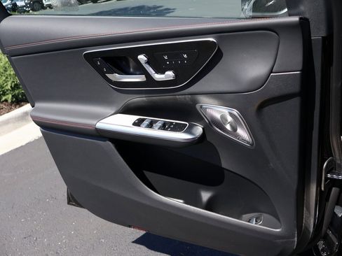 New 2025 Mercedes-Benz GLC 43 AMG 4MATIC image 42