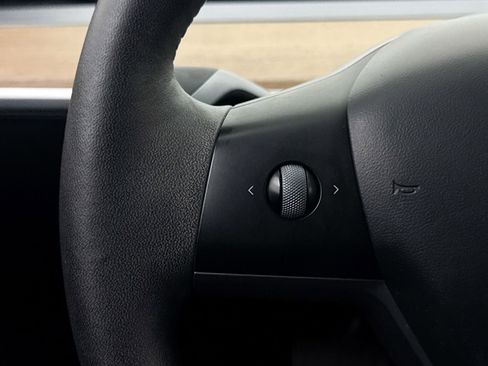 Used 2021 Tesla Model 3 Long Range image 36