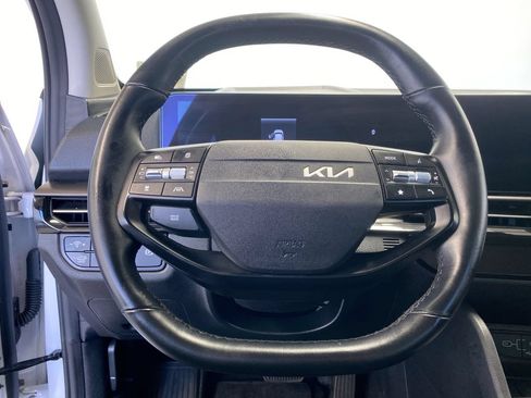 Certified 2026 Kia Sportage EX FWD image 21