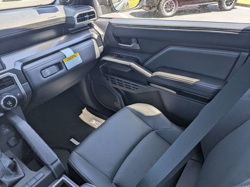 New 2026 Toyota 4Runner Limited AWD/4WD image 17
