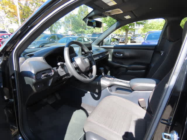 Certified 2024 Honda HR-V Sport image 2