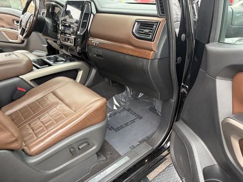 Used 2021 Nissan Titan Platinum Reserve w/ Moonroof Package AWD/4WD image 44