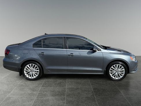 Used 2016 Volkswagen Jetta SEL FWD image 7