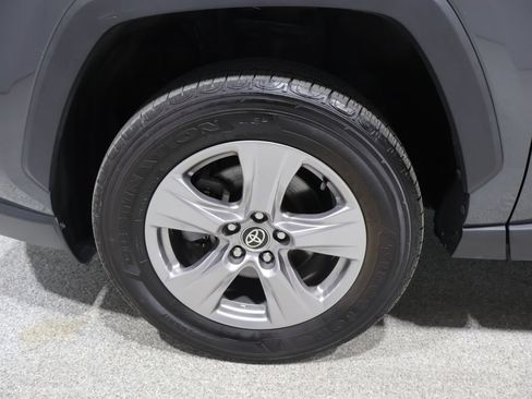 Used 2023 Toyota RAV4 XLE AWD/4WD image 7