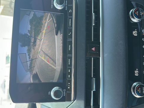 Used 2022 Mitsubishi Outlander ES FWD image 8