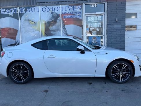 Used 2013 Scion FR-S image 2