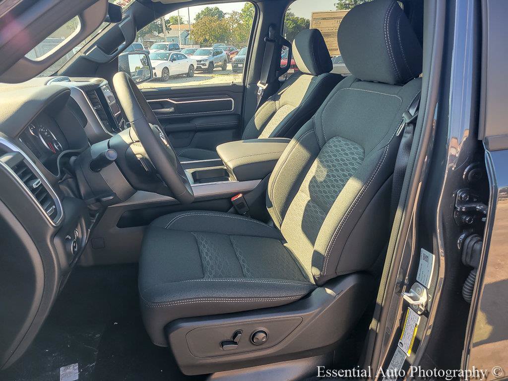 New 2026 RAM 1500 Big Horn AWD/4WD image 16
