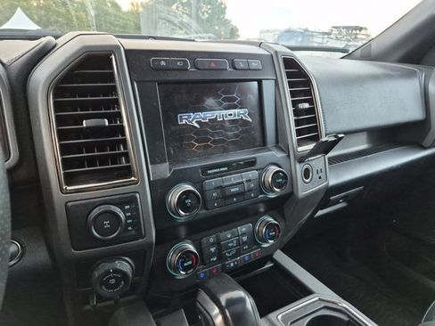 Used 2020 Ford F150 Raptor w/ Equipment Group 802A Luxury AWD/4WD image 9