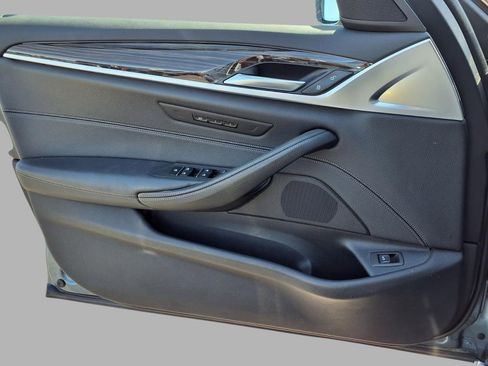 Used 2019 BMW 540i xDrive w/ Convenience Package image 18