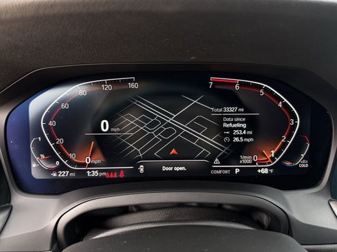 Used 2022 BMW 330i Sedan w/ Convenience Package image 7