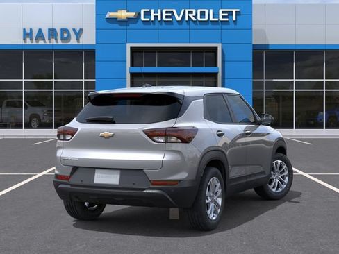New 2026 Chevrolet TrailBlazer LS w/ LS Convenience Package FWD image 4