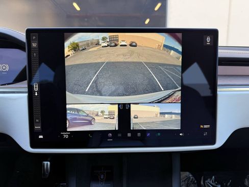 Used 2022 Tesla Model S AWD/4WD image 15