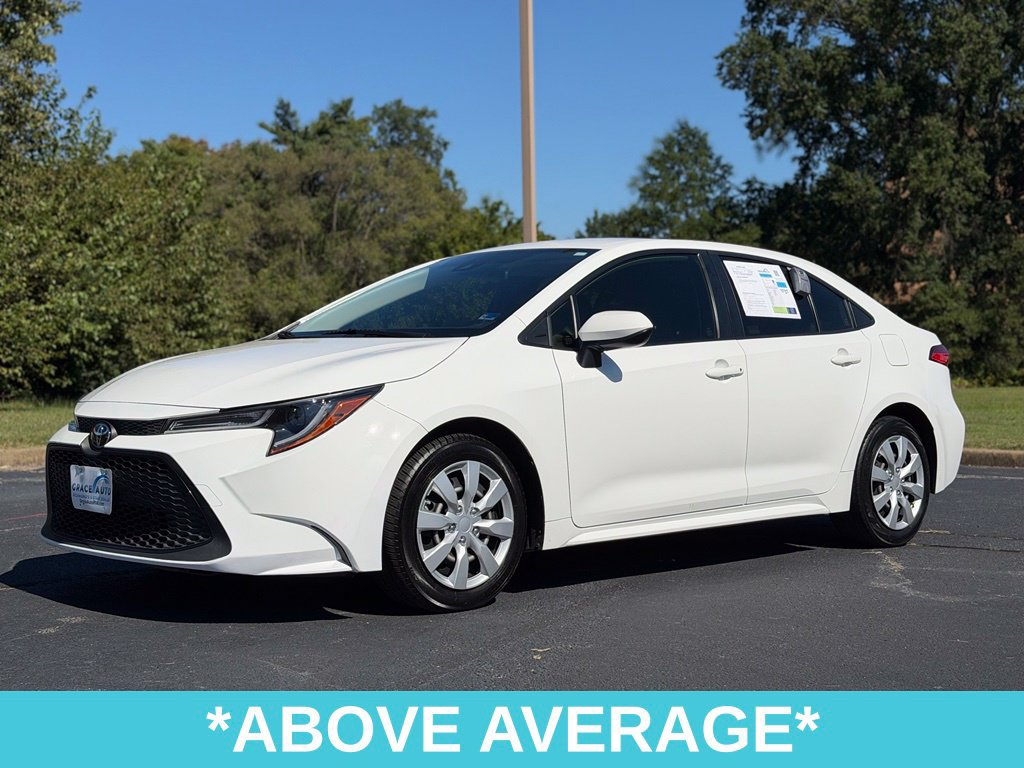 Used 2022 Toyota Corolla LE FWD image 3