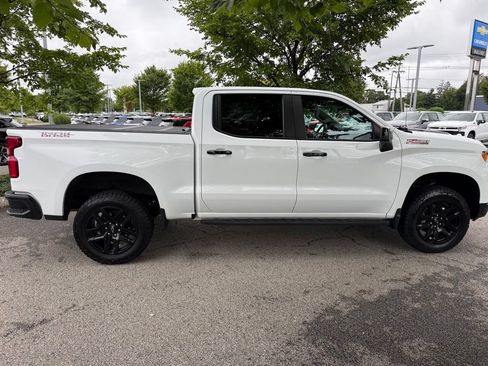 Used 2023 Chevrolet Silverado 1500 LT Trail Boss w/ Protection Package AWD/4WD image 6