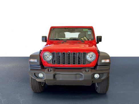 Used 2025 Jeep Wrangler Sport S image 2
