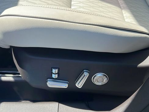 New 2026 Lincoln Nautilus Black Label image 16