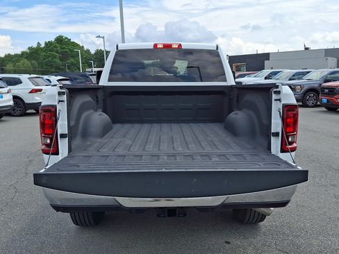Used 2026 RAM 2500 Big Horn AWD/4WD image 28