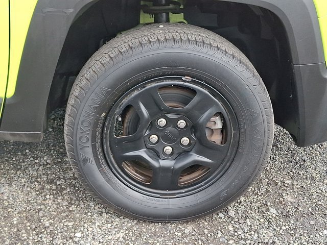 Certified 2018 Jeep Renegade Sport w/ Power & Air Group AWD/4WD image 11