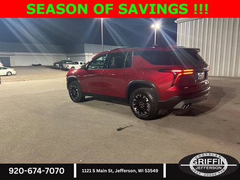 Used 2024 Chevrolet Traverse Z71 w/ Enhanced Driving Package image 15