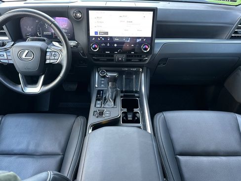 Certified 2024 Lexus GX 550 550 Overtrail+ image 17