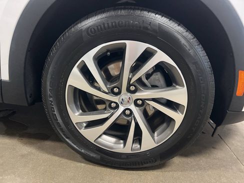 Used 2023 Buick Envision Essence AWD/4WD image 7