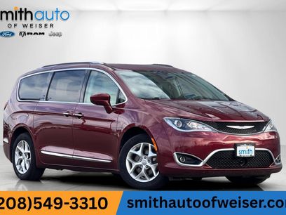 Used 2020 Chrysler Pacifica Touring-L Plus w/ Tire & Wheel Group