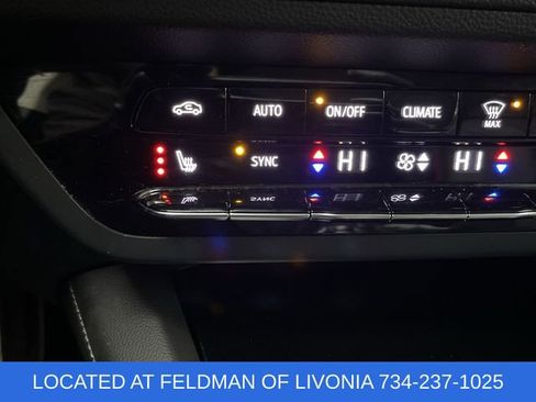 Certified 2022 Buick Envision Essence w/ Sport Touring Package image 34