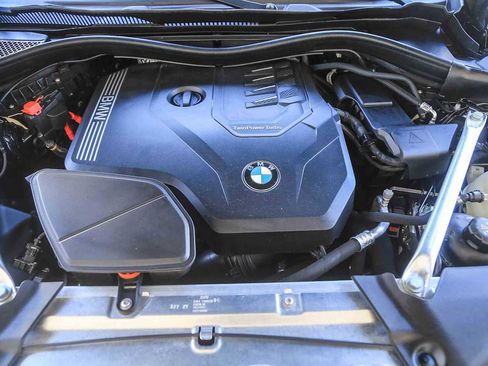 Used 2025 BMW X4 xDrive30i image 24