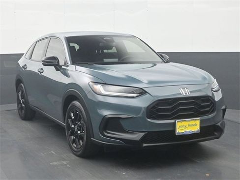 Used 2023 Honda HR-V Sport image 2