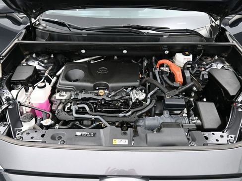 Certified 2022 Toyota RAV4 XLE image 24