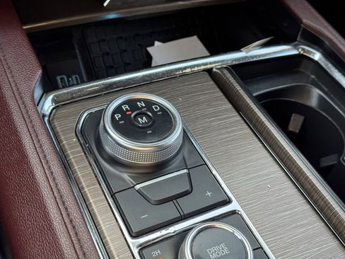 Certified 2024 Ford Expedition Limited image 16