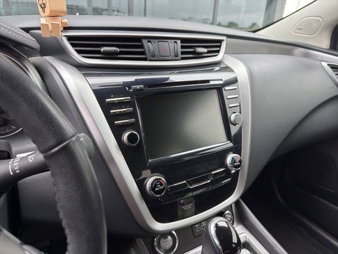 Used 2020 Nissan Murano SL w/ Moonroof Package AWD/4WD image 3