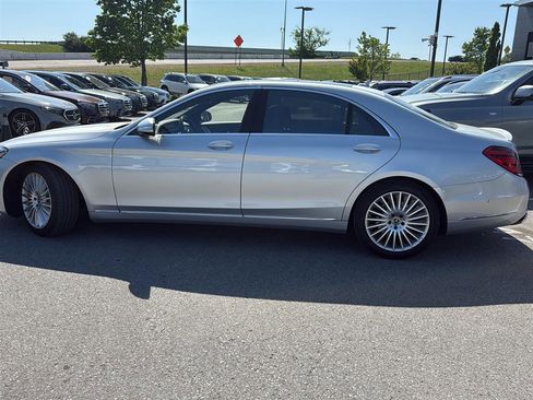 Used 2019 Mercedes-Benz S 560 Sedan image 6