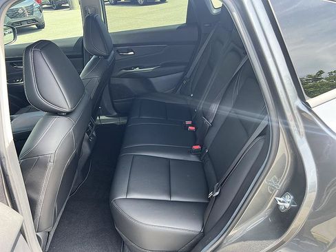 Certified 2025 Nissan Murano SV AWD/4WD image 14