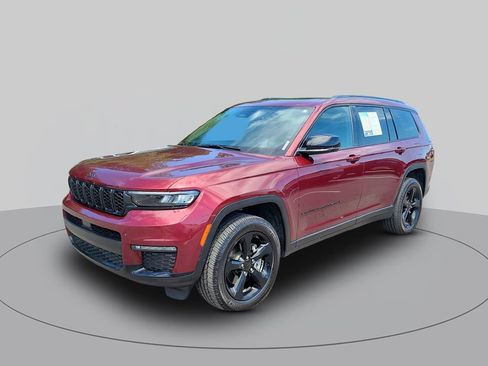 Used 2024 Jeep Grand Cherokee L Limited w/ Black Appearance Package RWD image 7