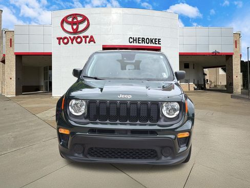 Used 2021 Jeep Renegade Sport AWD/4WD image 2
