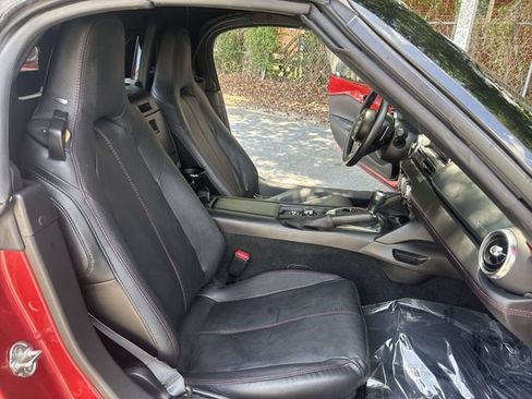 Used 2016 MAZDA MX-5 Miata Grand Touring RWD image 10