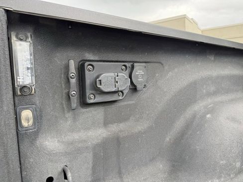 Used 2022 RAM 2500 Laramie image 30