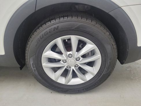Used 2017 Kia Sorento FWD w/ LX Convenience Package image 31