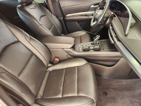 Certified 2024 Cadillac XT4 Premium Luxury image 14