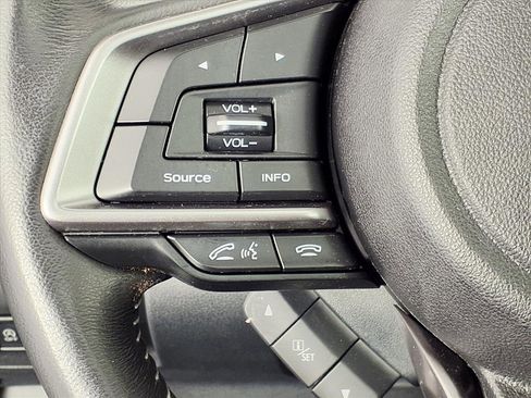 Used 2019 Subaru Forester Premium image 17