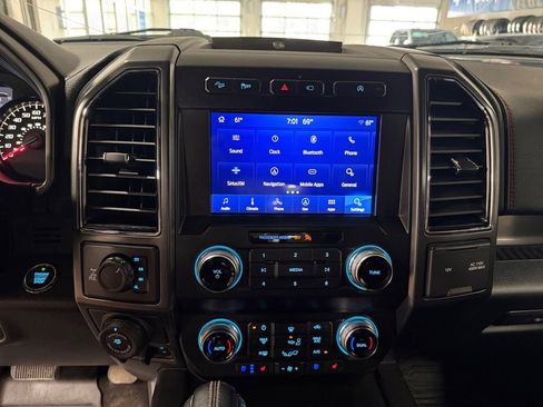 Used 2020 Ford F150 Lariat w/ Equipment Group 502A Luxury AWD/4WD image 31