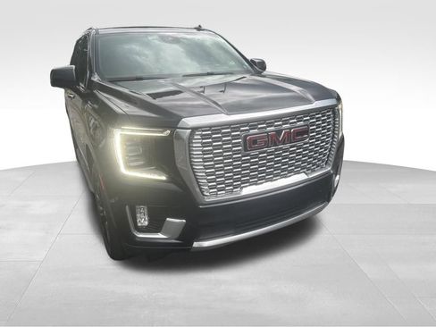 Used 2023 GMC Yukon Denali AWD/4WD image 37