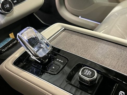 New 2026 Volvo XC90 T8 Ultra AWD/4WD image 19